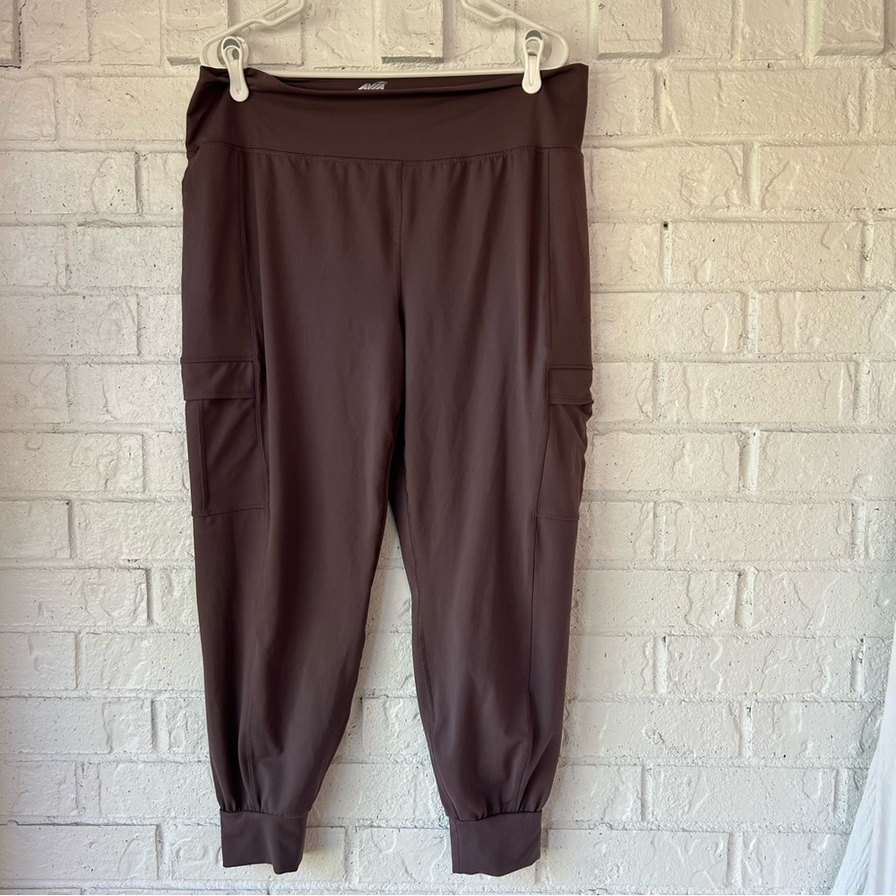 Avia Yoga workout pants size XL 16-18 eggplant tapered legs soft joggers